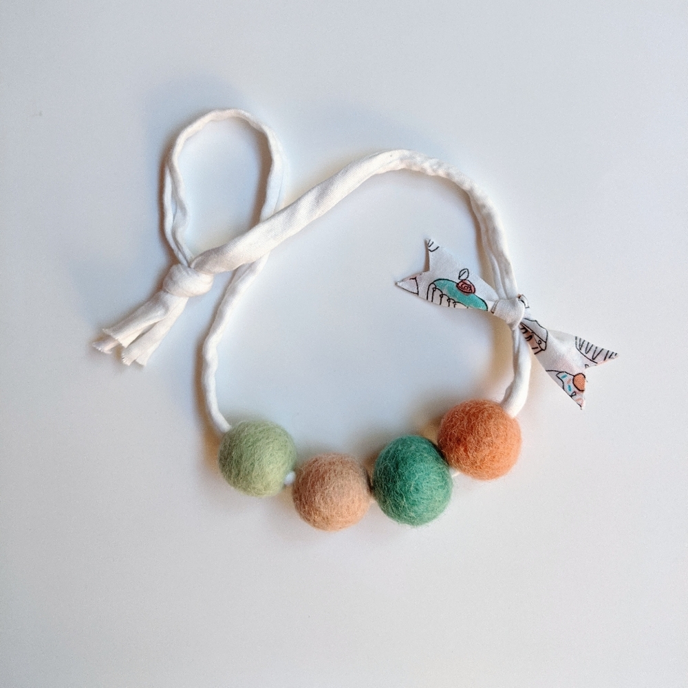 Cupcake Necklace